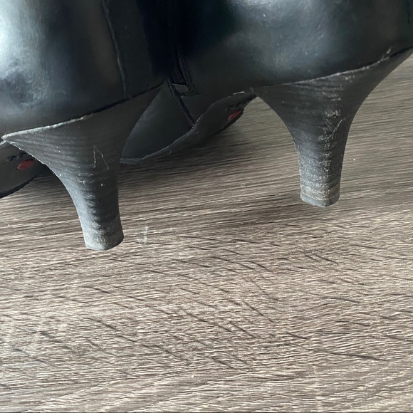 Blondo Black Kitten Heel Tall Boots Size 7 - Picture 5 of 10